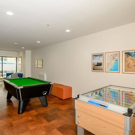 5 Putsborough - Luxury Apartment At Byron Woolacombe, Only 4 Minute Walk To Woolacombe Beach! Bagian luar foto